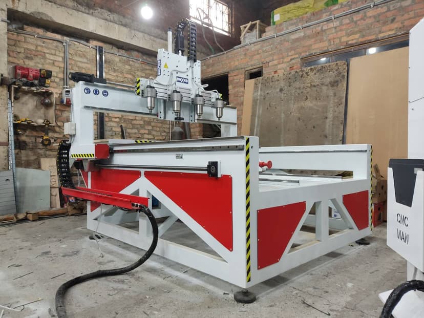 CNCMAN WOODMASTER 1200 S4R4 (4 шпинделя, 4 поворотних групи)
